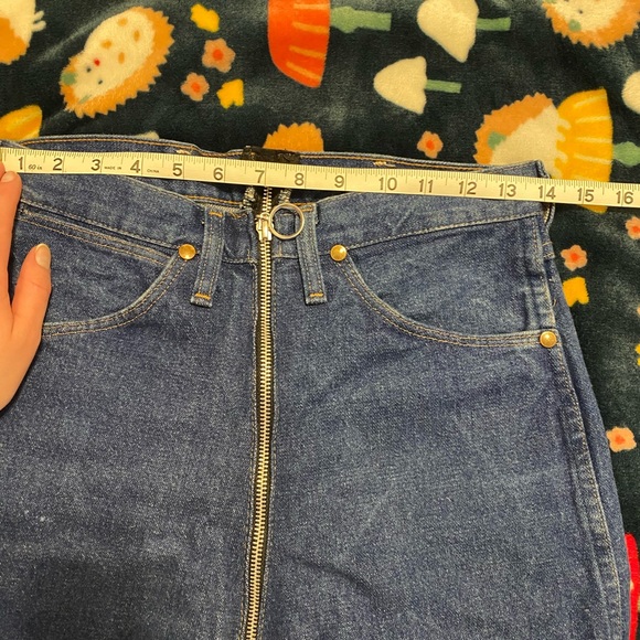 Vintage Inspired Wrangler Zipper Shorts - Picture 4 of 7